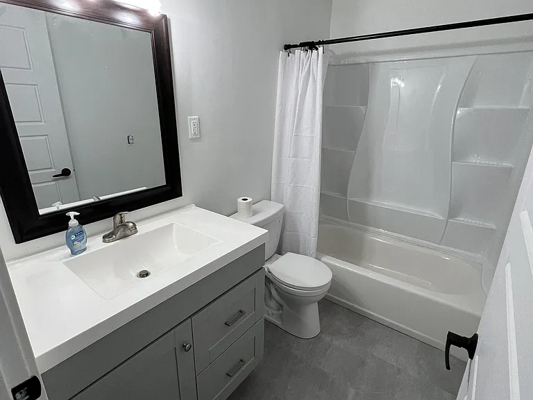 S 3080 W — Photo 8