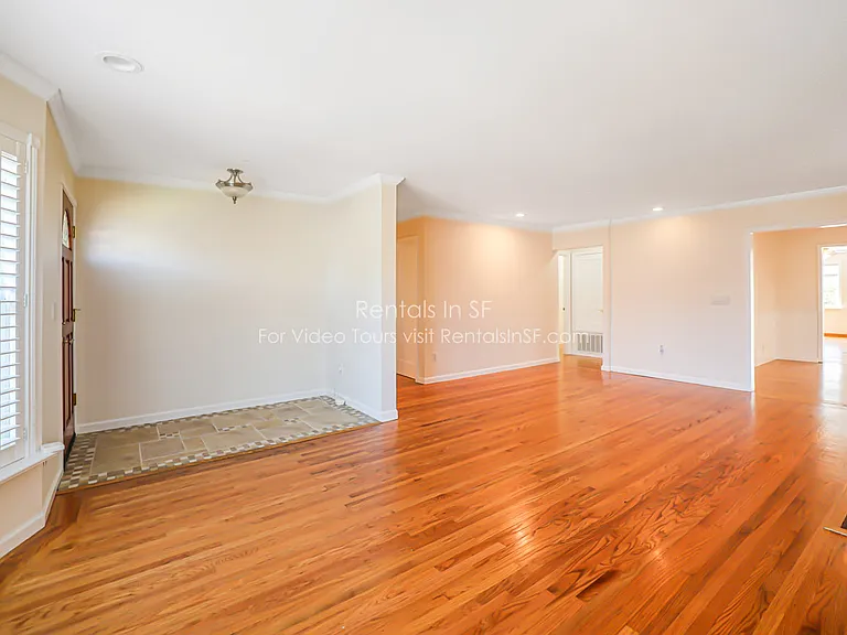 1677 Holly Ave — Photo 3