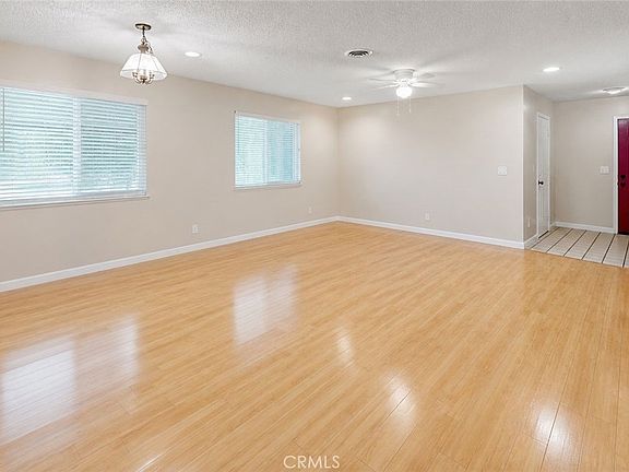 4th image of 364 Harding Rd