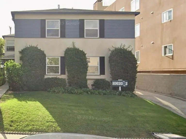 10622 1/2 Holman Ave — Photo 8