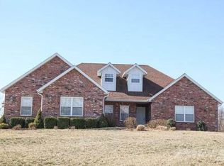 401 N Waterford Way, Nixa, MO 65714