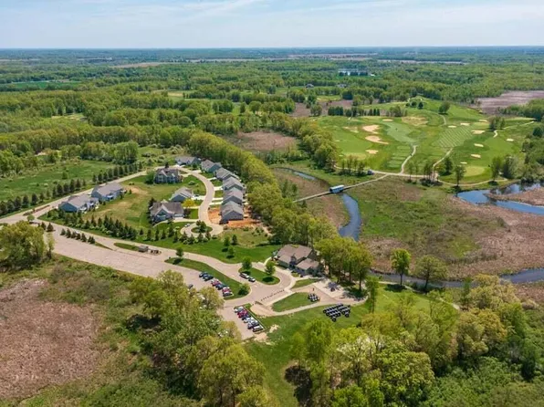 14102 Bridgeview Point, Vicksburg, MI 49097