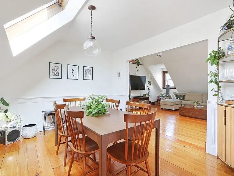 57 Harbor View St #3 — Photo 6