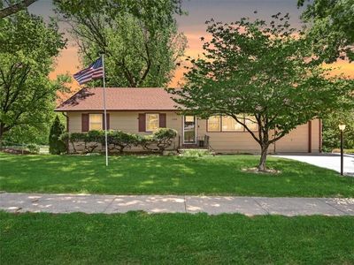 1709 Dakota St, Leavenworth, KS, 66048