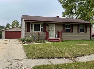 3423 Jamestown Dr, Rockford, IL 61109