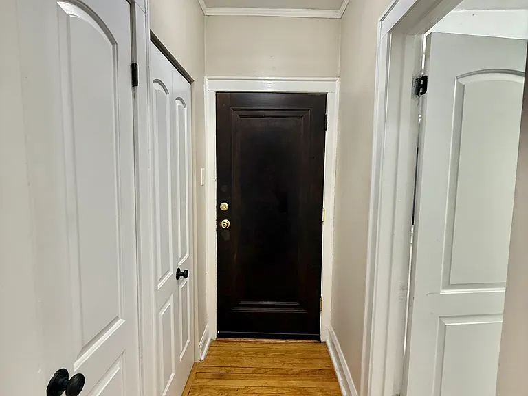716 Reba Pl #2N — Photo 10