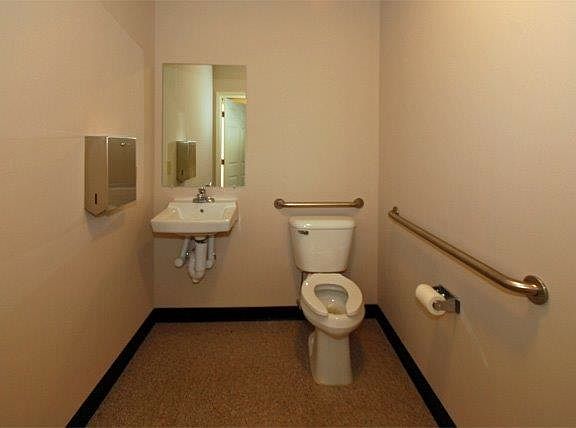 2nd image of 180 N Belvedere Dr Suite 10
