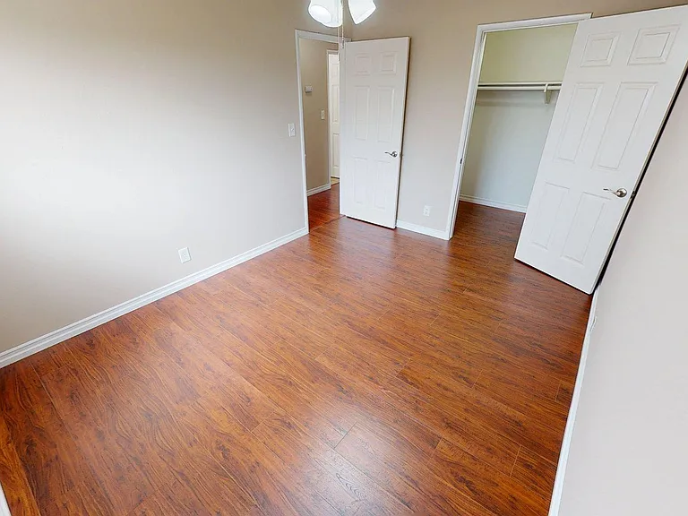 800 Meyer Lane — Photo 27