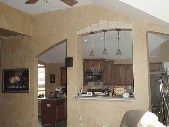 2nd image of 212 Willowlake Dr