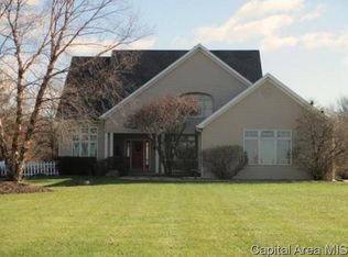 1040 Lynnville Woodson Rd, Jacksonville, IL 62650