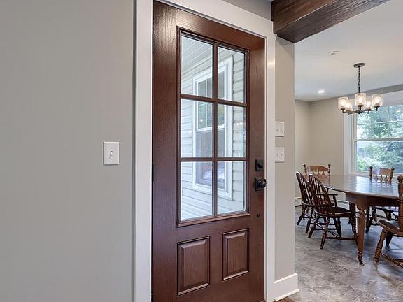 3rd image of 809 Furnace Hills Pike