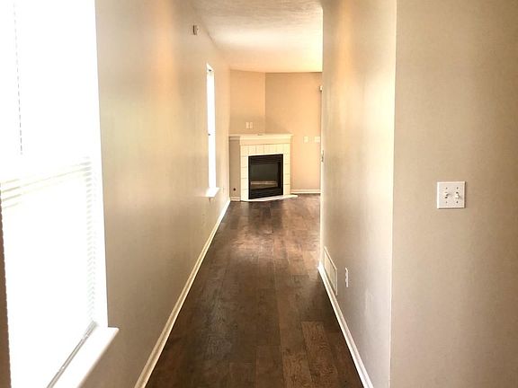 2nd image of 1766 Park Trl NE