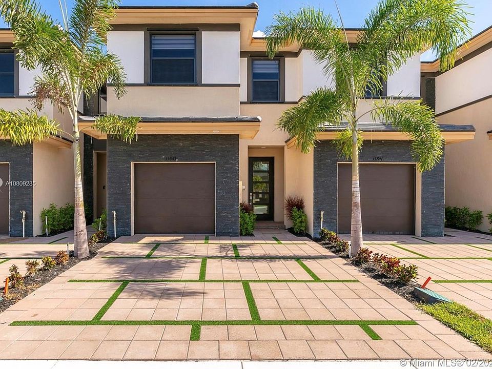 1st image of 15843 NW 90th Ct