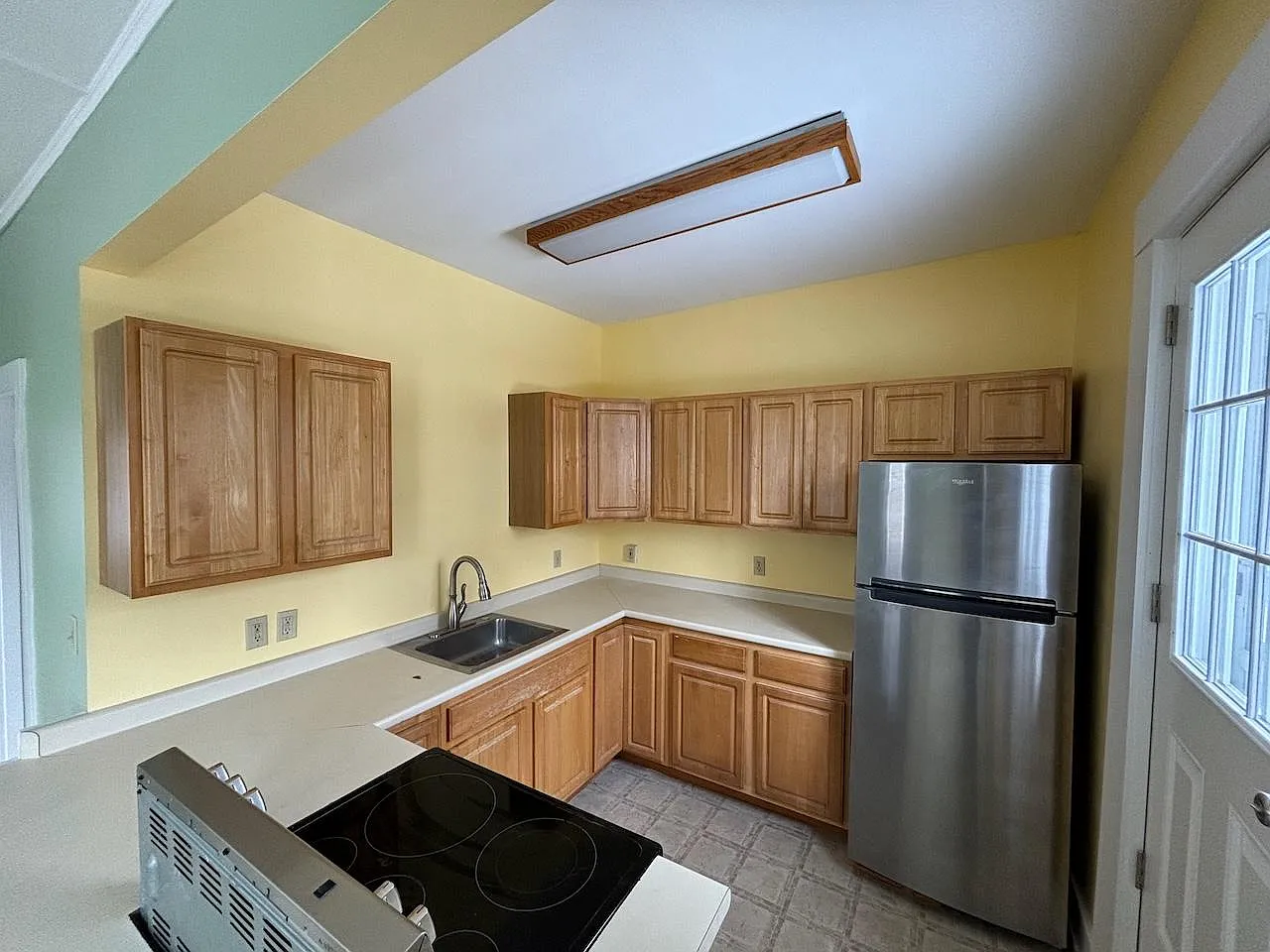 1 bed, 1000 sqft, $1,925 — Photo 4