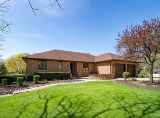 40 Cheyenne Ct, Oswego, IL 60543