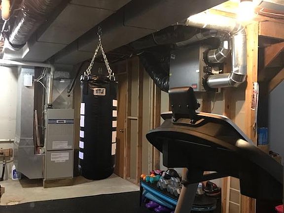 Maintenance room/workout room