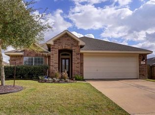 11323 Lakewood Xing, Houston, TX 77070