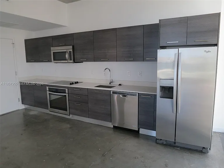 151 SE 1st St #1902 — Photo 6