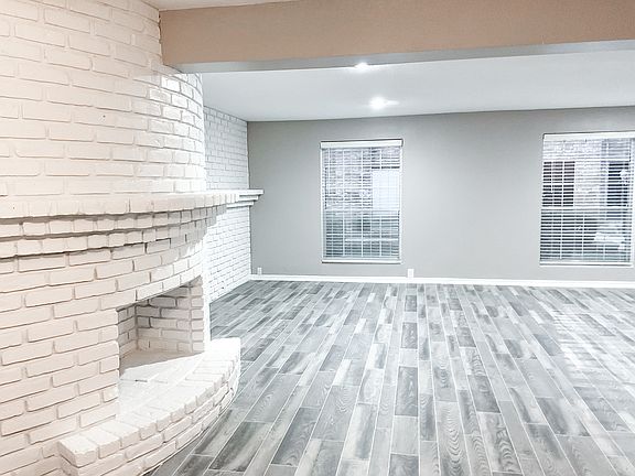 3rd image of 777 Bateswood Dr APT 113
