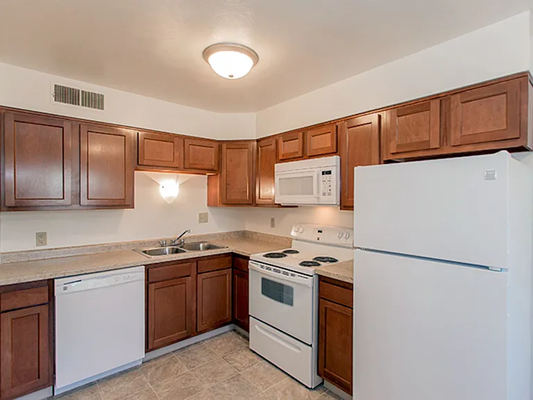 Fox Village Apartment Homes — Photo 37