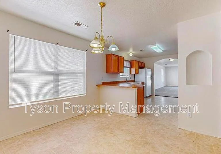 1817 Sierra Norte Loop NE — Photo 8