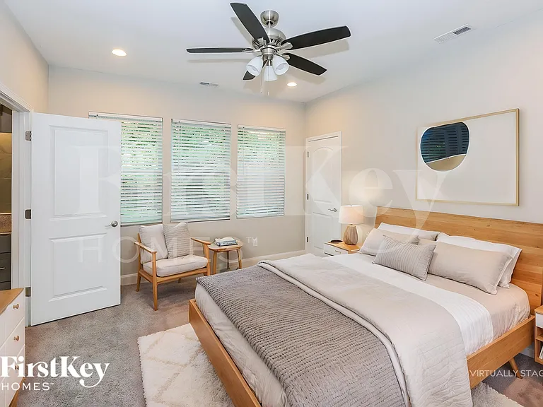 6816 Rio Grande Ln — Photo 10