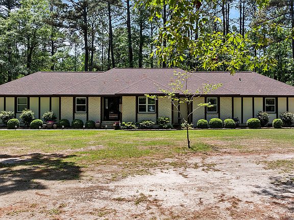 3rd image of 149 Quail Croft Drive