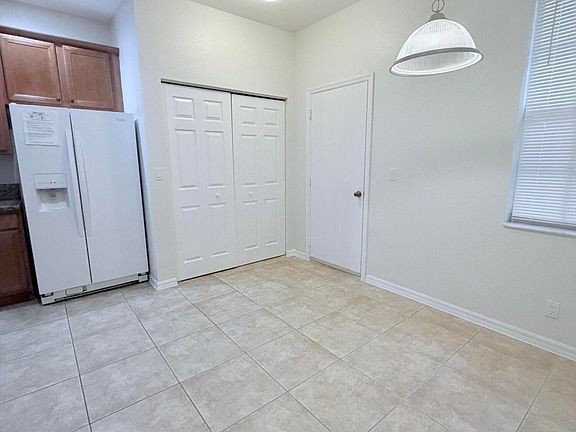 5th image of 154 Village Boulevard #E