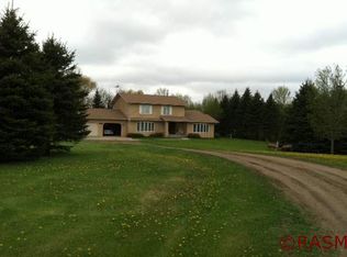 46068 341st Ln, Kasota, MN 56050