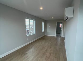 149-35 Barclay Ave #4, Flushing, NY 11355