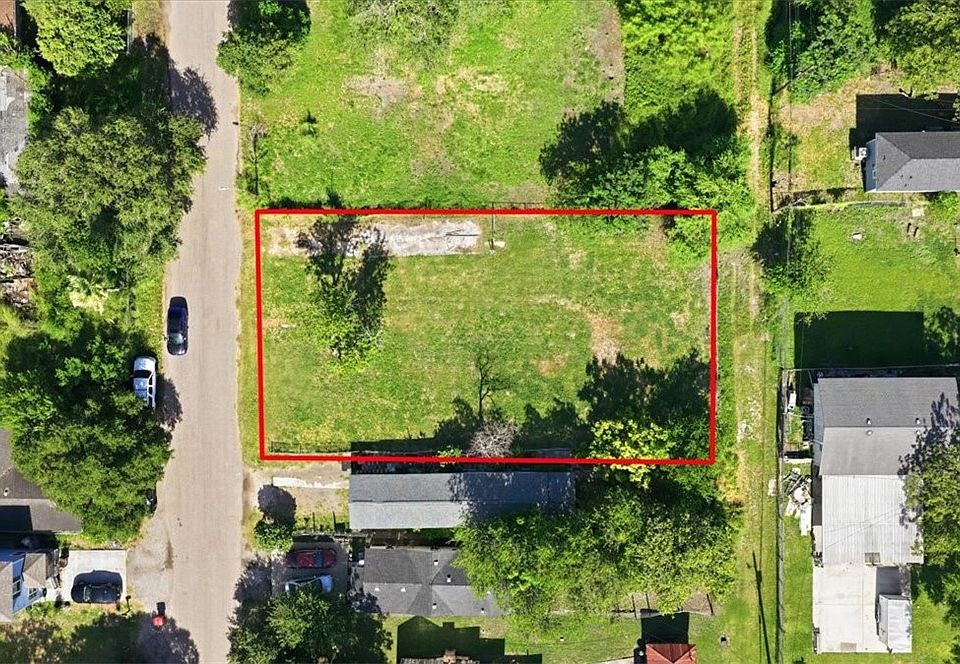1st image of 430 West Ave E