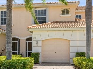 1364 Weeping Willow Ct, Cape Coral, FL 33909