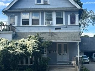 208 Cricket Ave #1F, Ardmore, PA 19003