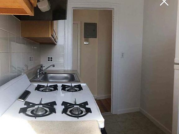 4th image of 41-52 49th St #12