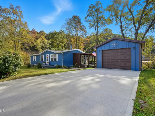 110 Little League Rd NE, Coeburn, VA 24230