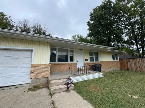 1207 W Worley St, Columbia, MO 65203