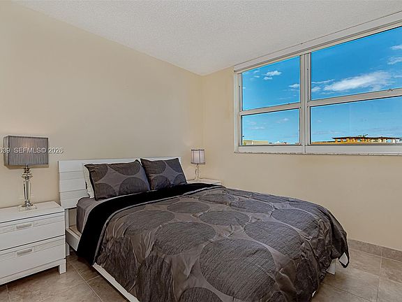 2nd image of 90 Alton Rd APT 501