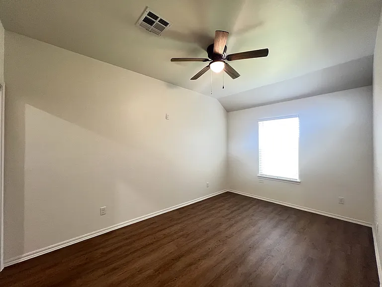 10622 SW 17th Ct — Photo 10