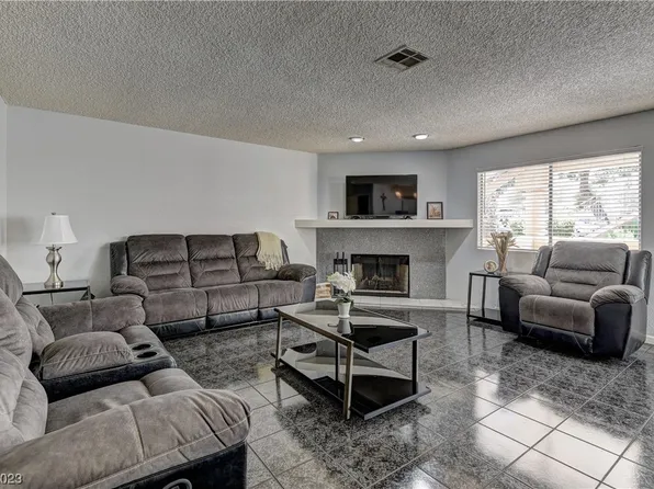 933 Sulphur Springs Ln Unit 101, Las Vegas, NV 89128