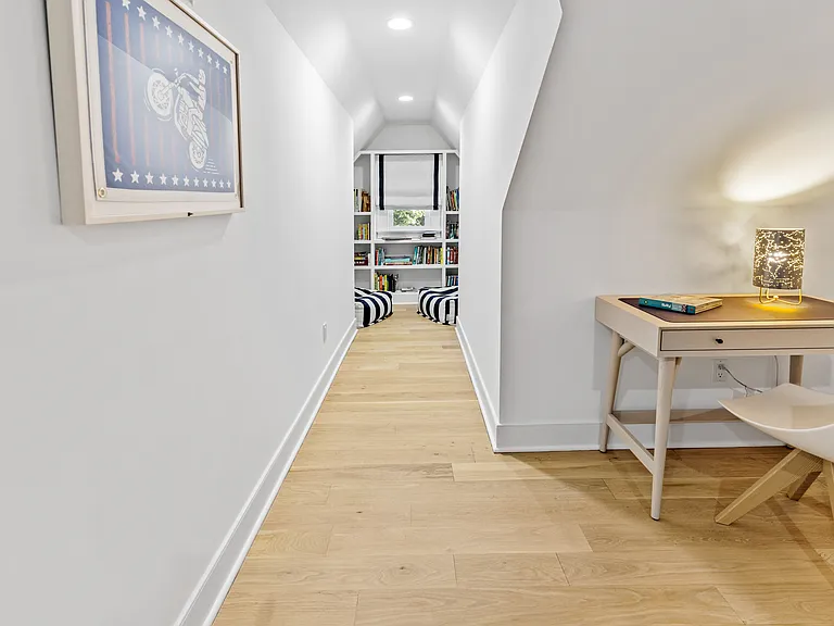 81 Leos Ln — Photo 35