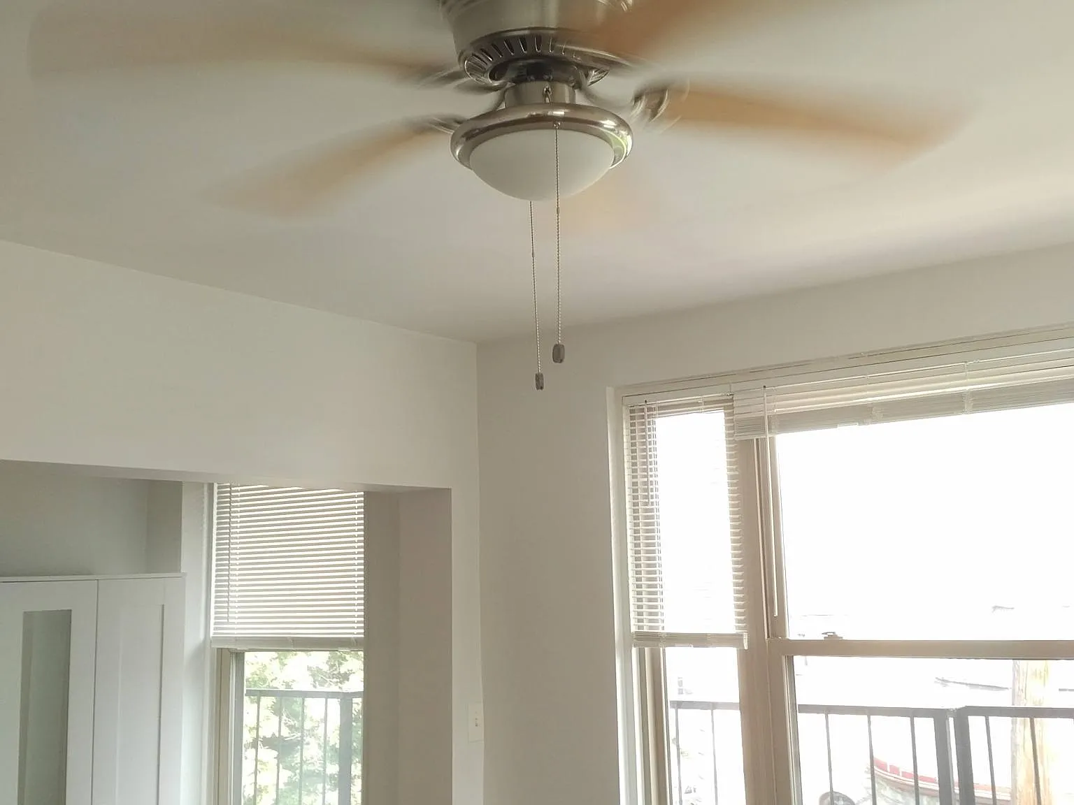Studio, 400 sqft, $1,100 — Photo 4