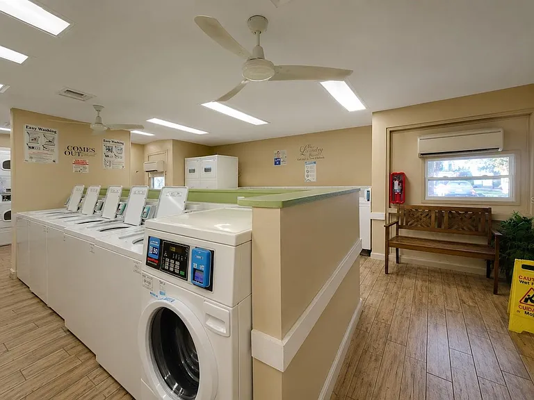 855 N Village Dr N #101 — Photo 16