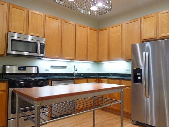 2nd image of 2153 N Campbell Ave #1N