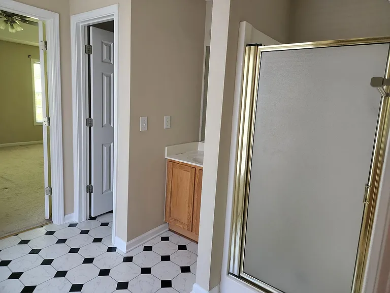 2350 Kirkstone Dr — Photo 18