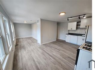 48 Danforth St #4, Taunton, MA 02780