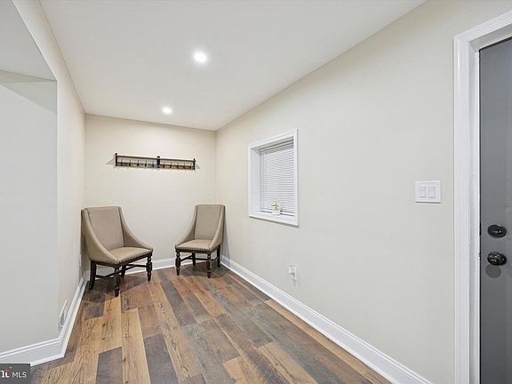 2nd image of 2604 S Berbro St