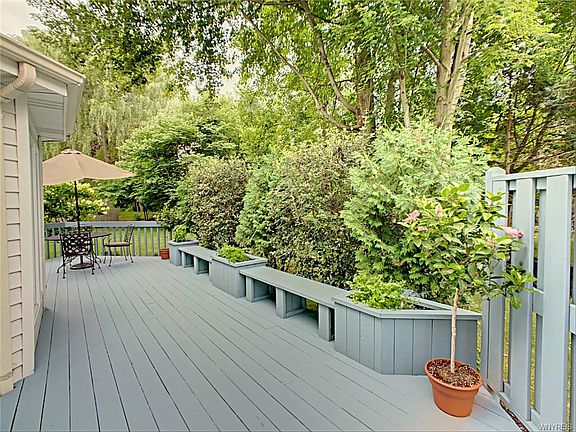 4th image of 110 Pinelake Dr