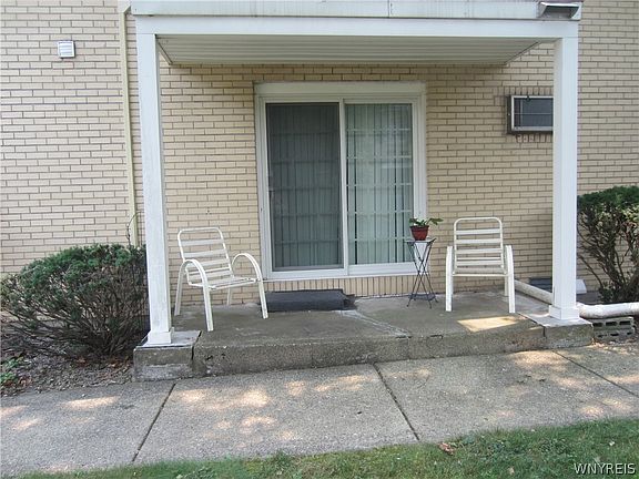 2nd image of 1176 Indian Church Rd APT 24