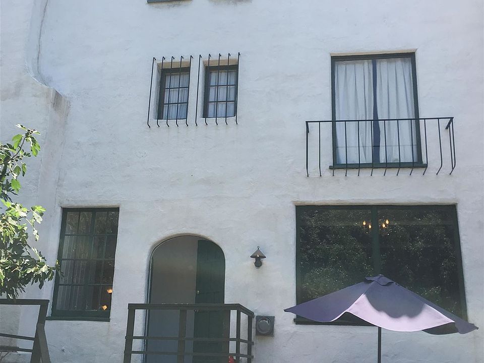 1st image of 3263 1/2 Primera Ave