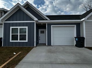 814 North Avenue Rd, Rossville, GA 30741